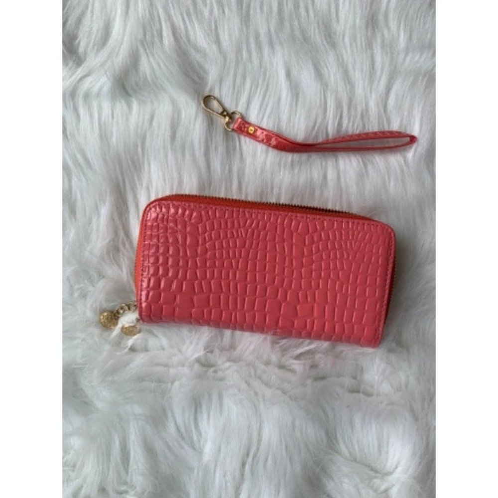 NEW Croc design Wallet for Women